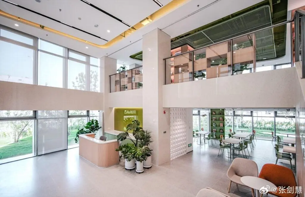 Xiaomi bietet Studenten in China smarte Apartments für nur 280€! Erfahre mehr über Ausstattung, Lage & Bewerbung der innovativen Wohnlösung.