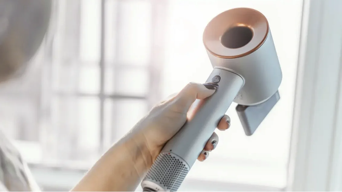 Xiaomi Föhn im Test: Die perfekte Lösung gegen nasse Haare im Herbst! Xiaomi Föhn im Test: Die perfekte Lösung gegen nasse Haare im Herbst! - Xiaomi Föhn